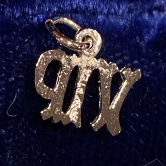 Vintage Sterling VIP Charm 1/5” - Picture 3 of 4